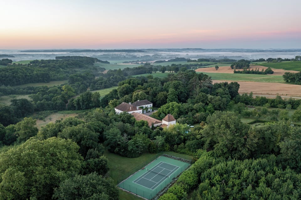Sport court