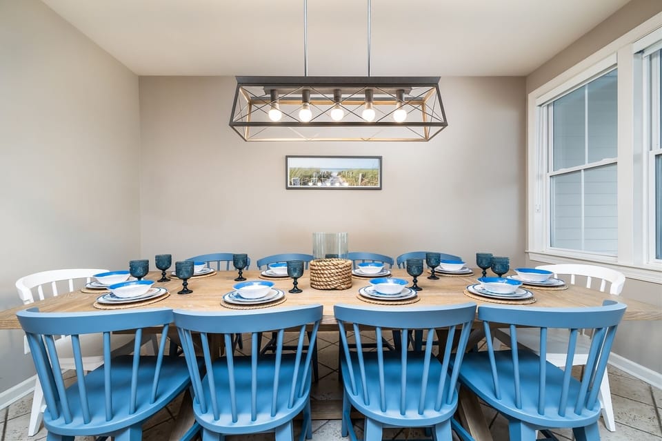 Sunset Island 36 Canal Side Mews West Dining Area