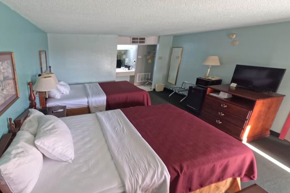 Bedroom. Interior and views may vary based on location and availability