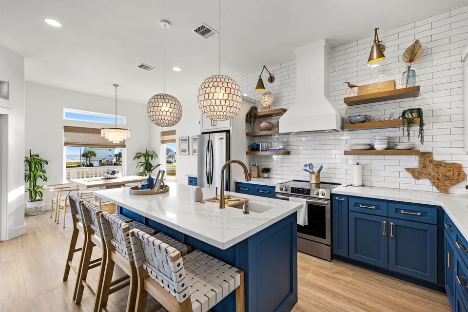 Designer kitchen with EVERYTHING you might need you could need.