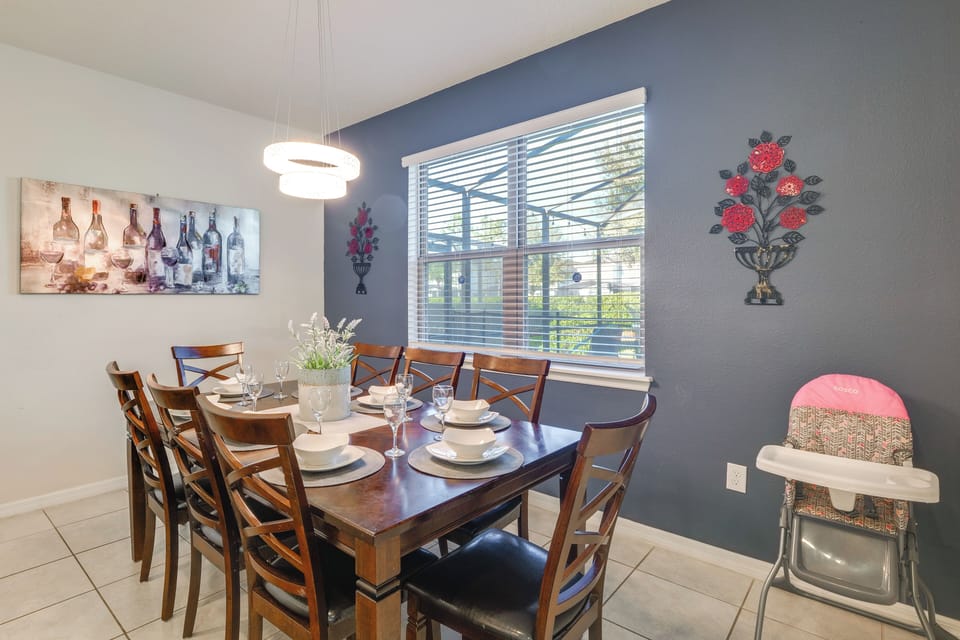 Dining Area | 1st Floor
