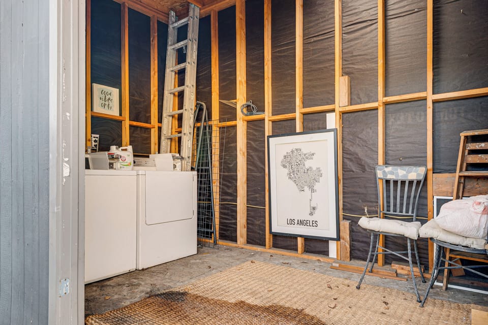 Shared Amenities | Washer & Dryer