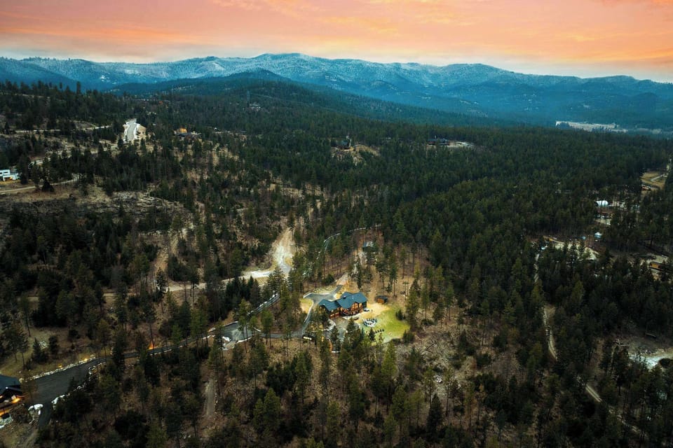 Above it all, in the best way. Spacious, serene, and perfectly placed for relaxation—this is what getaway goals look like from the sky.