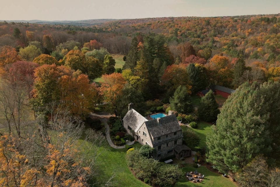 argyll-house_house_harwinton-ct-usa_exterior-drone-1721681660558