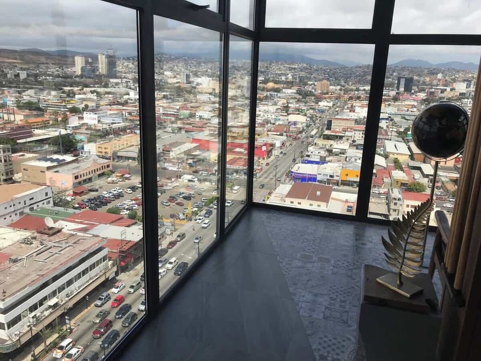 Sky Deck 180