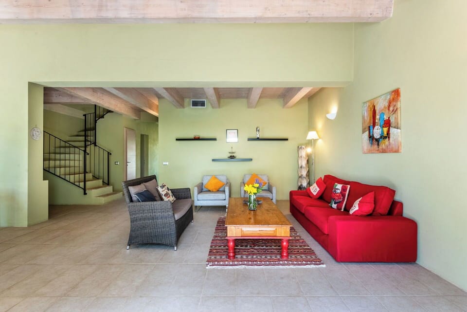 Furniture, Interior Design, Flooring, Wall, Floor, Couch, Ceiling, Wood, Room, Living Room