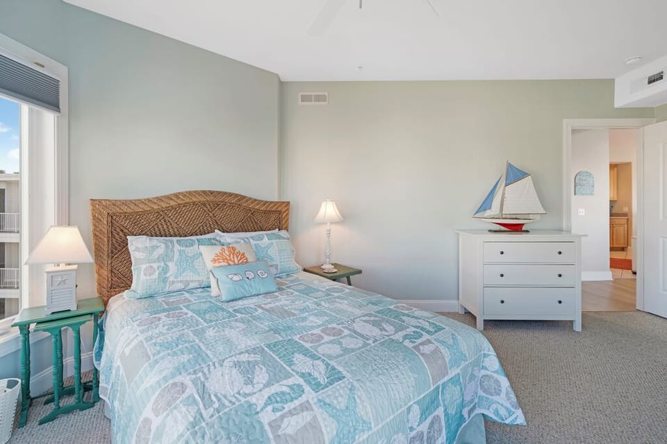 Fresh paint and new bedding throughout A Seagull's Perch.