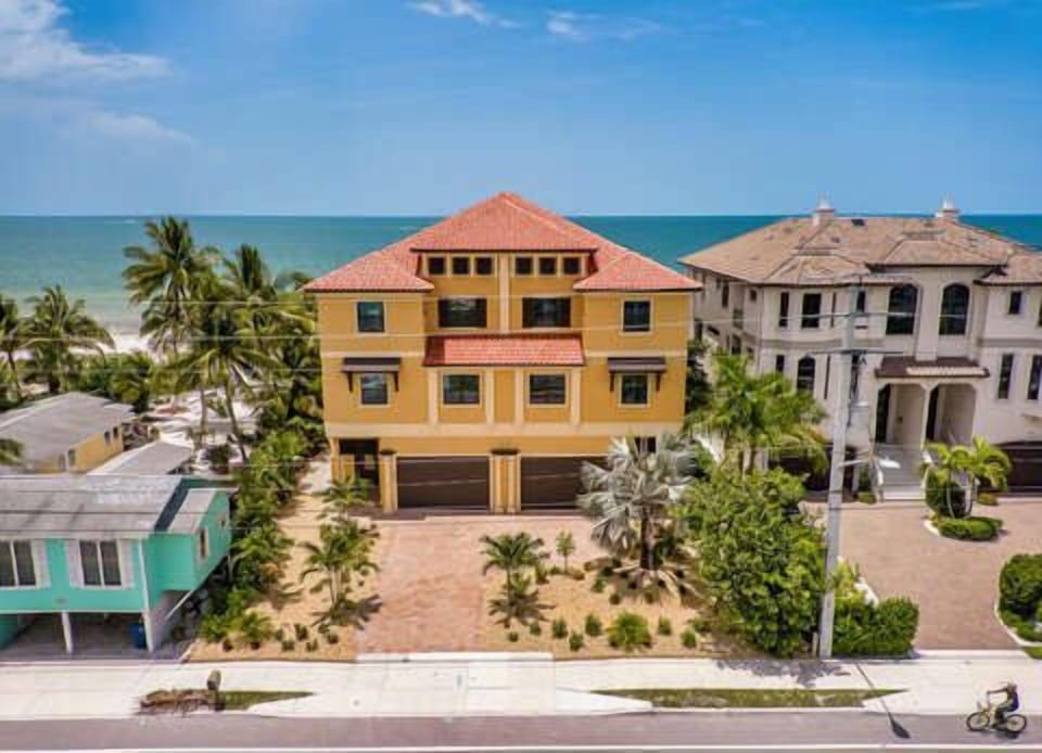 Welcome to Siesta Blue Estate - Two Beachfront Duplexes All for YOU