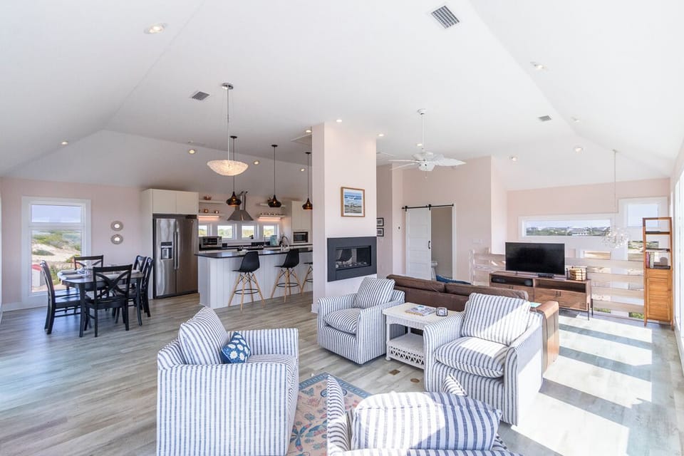 Top Level Living Area