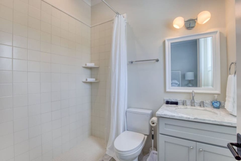 Full bath, full comfort