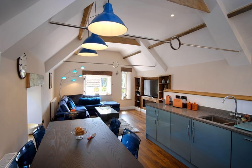 Offering space and atmosphere for special occasions and moments to cherish.