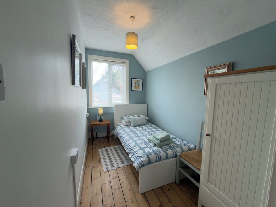 Bedroom 3 (Single)