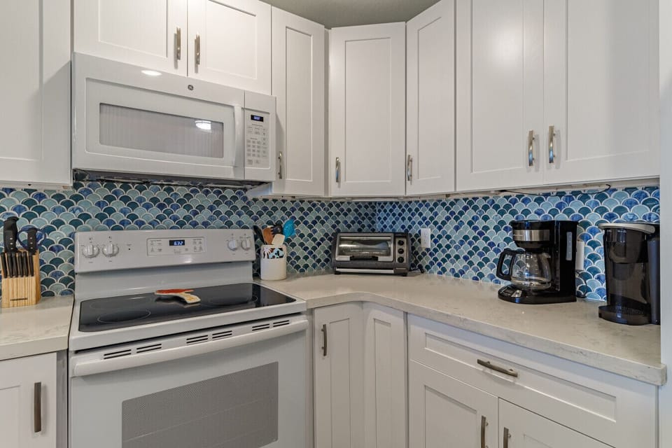 Fully stocked coastal kitchen