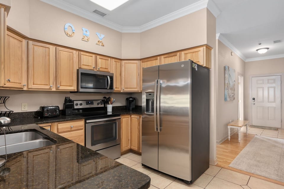 SPC202N: Ohana | Kitchen