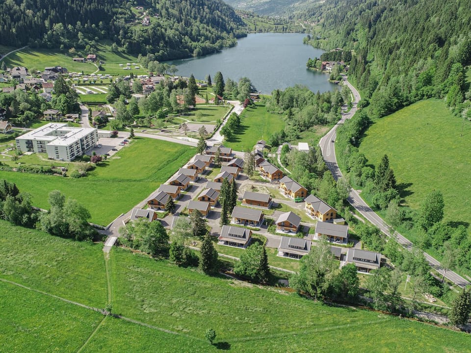 Immediate Surroundings [summer] (<1 km)