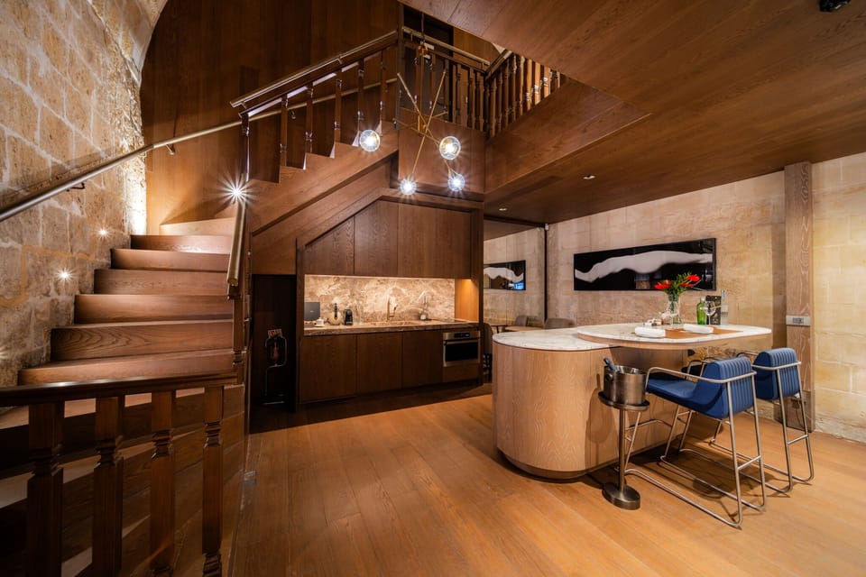 IMG_4775-Enhanced-NR_Easy-Resize.com