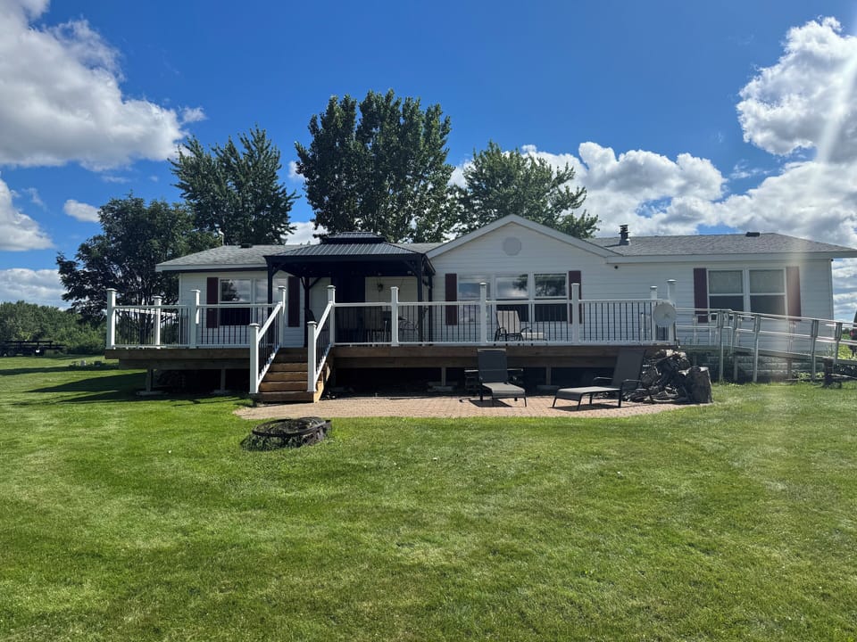 Lakeside, fire pit and deck