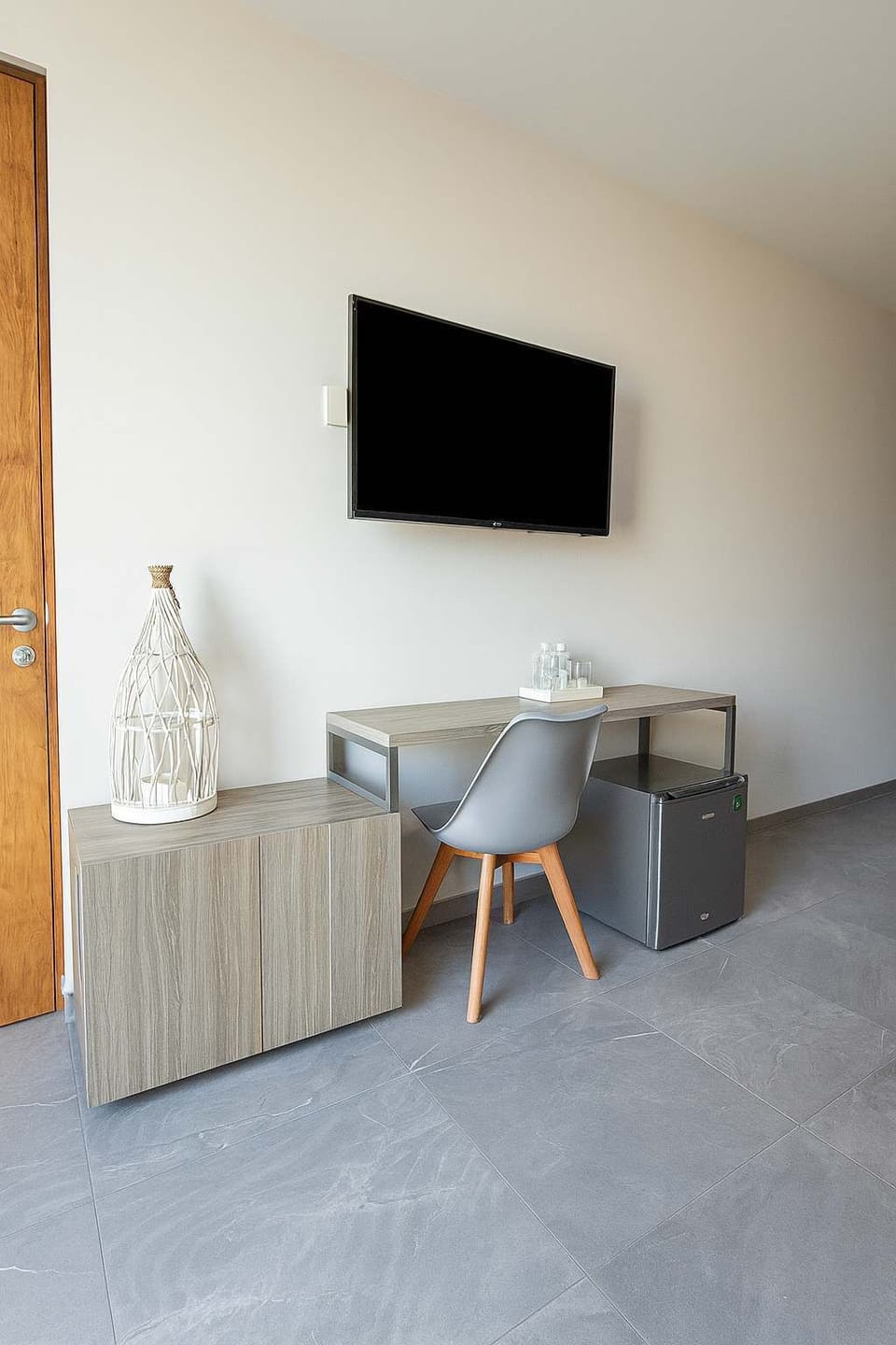 In the living room you could spend your free time and if you wish you will also have a space to work