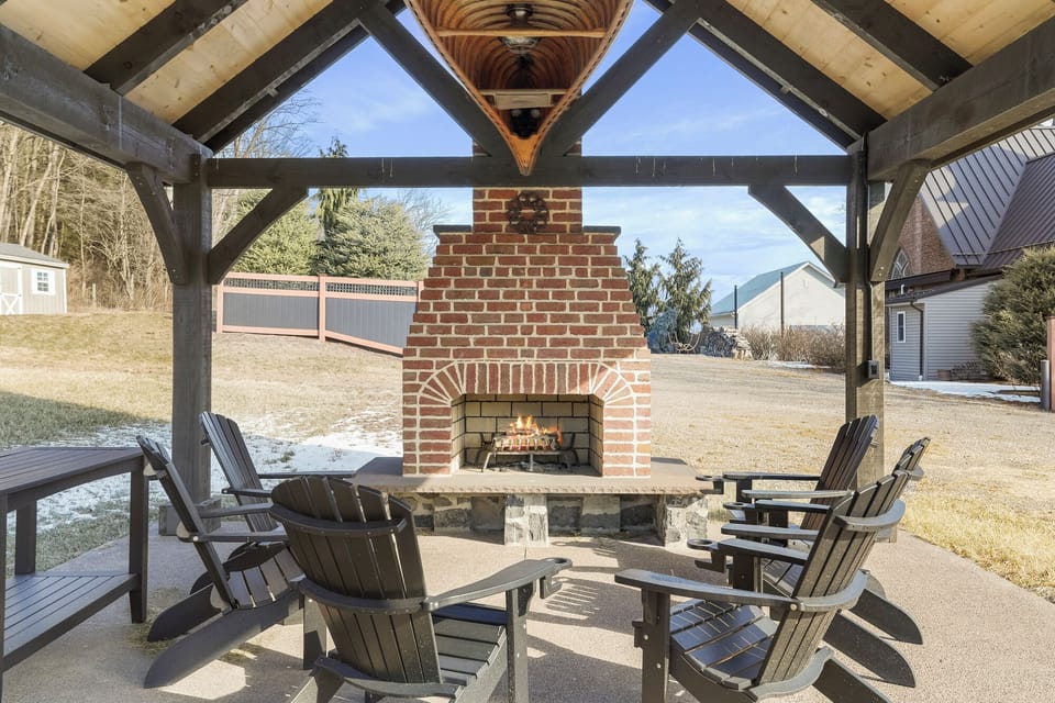 Clever20Rabbit20fireplace