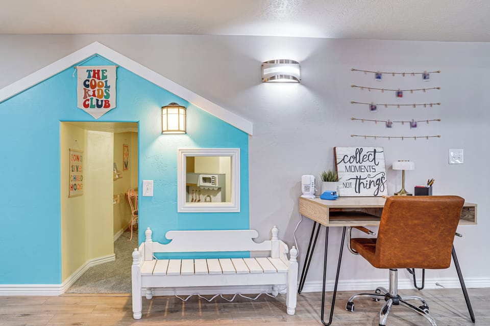 Kids Play Nook-  toy retro kitchen/Food|Workspace with Charging station