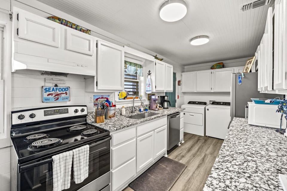Cook, sip, and snack—everything you need is right here.