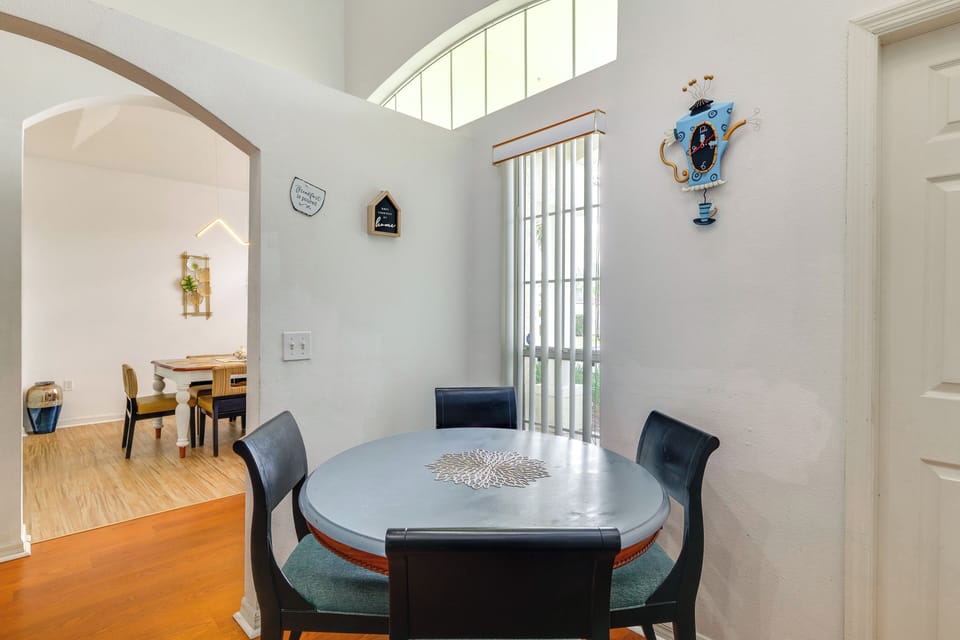 Additional Dining Area | 1st Floor