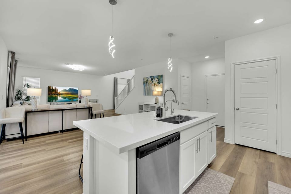 Open floor plan allows your group to spend time with one another in a relaxing space.