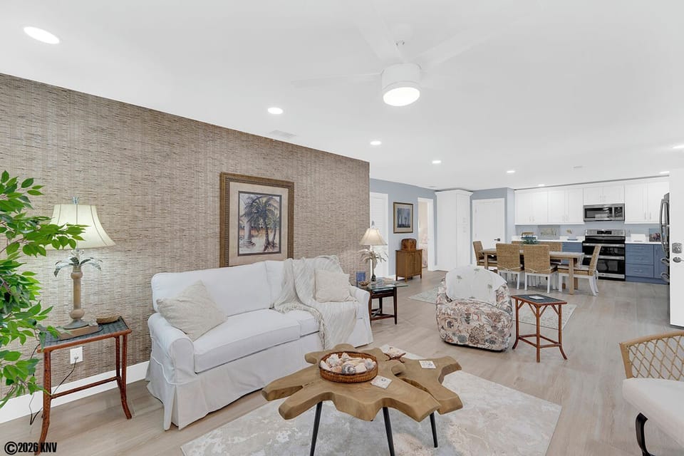Newly remodeled Gulf Westwind 3-3