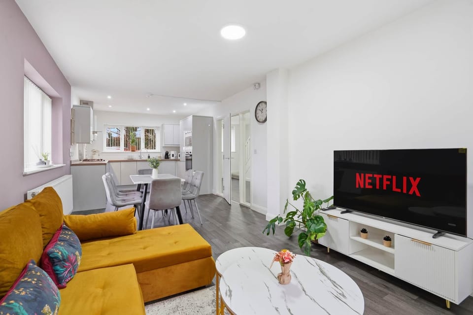 5_living area