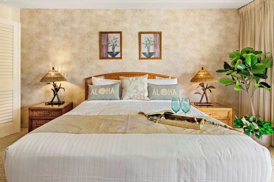 Sink into a plush king-size designed for ultimate comfort. Soft linens, cloud-like pillows, and a cozy, inviting feel to make it the perfect place to unwind after a day in paradise.