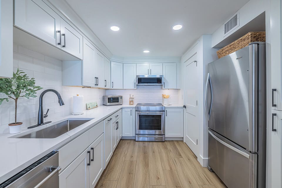 Fully equipped kitchen