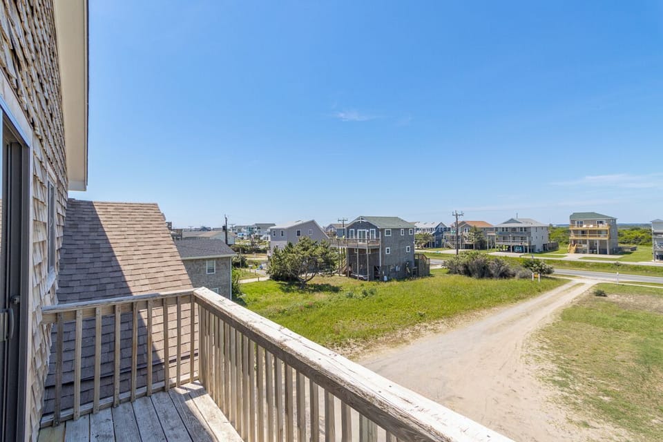 Top Level Private Deck off King Bedroom