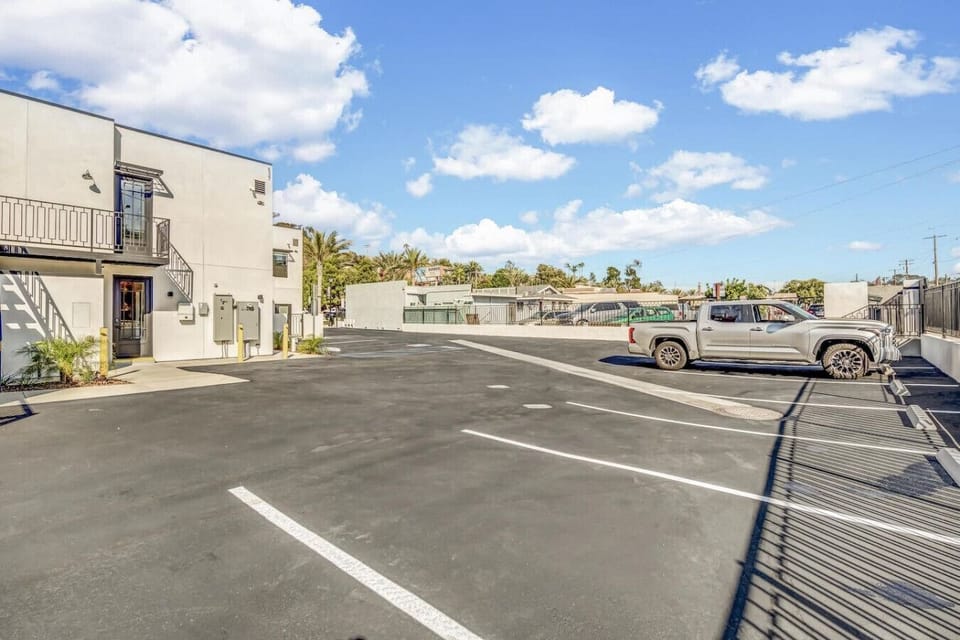 Room to park, power up, and go green. Spacious parking with an EV charging outlet! ⚡