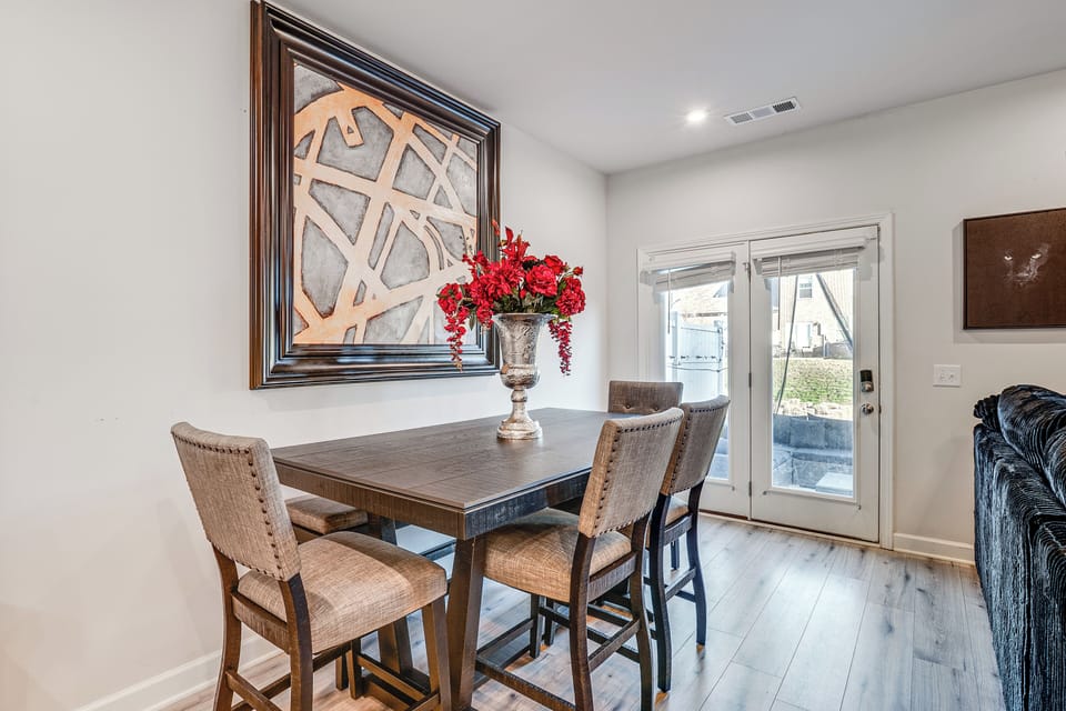 Dining Area | 1st Floor