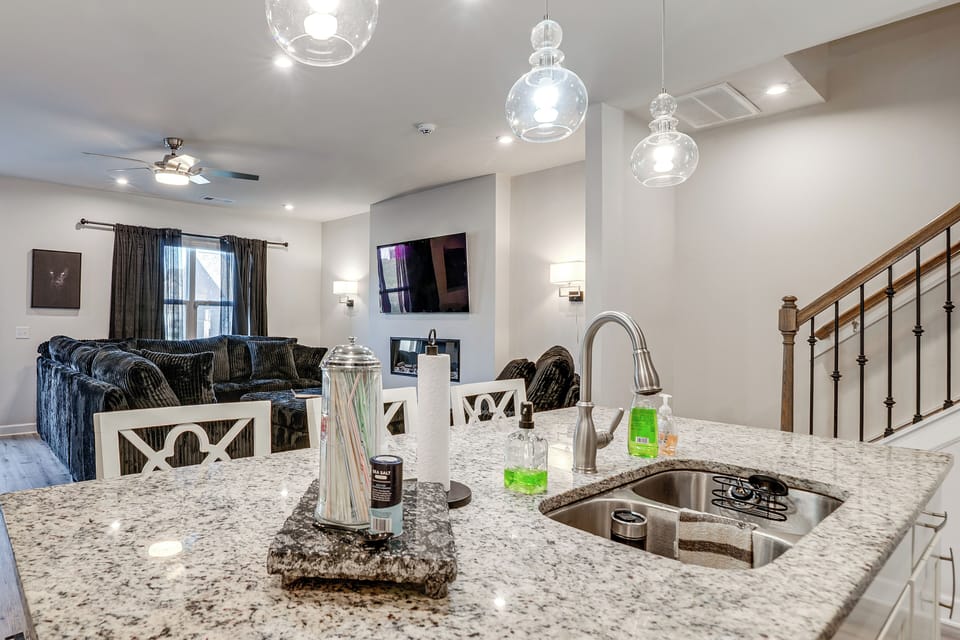 Kitchen | 1st Floor