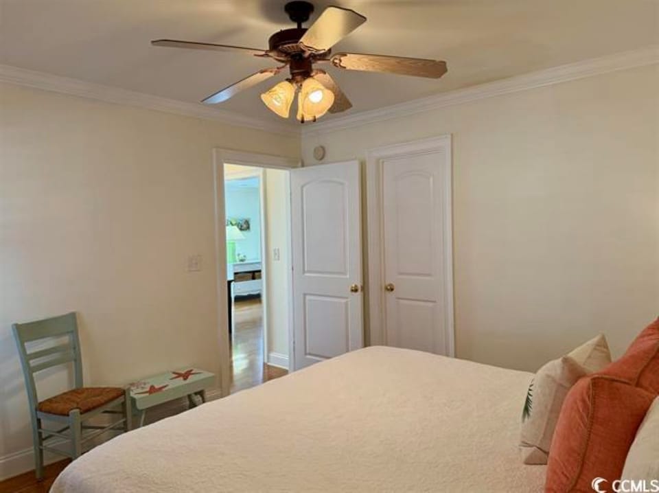 Bedroom 4 attached to bathroom
