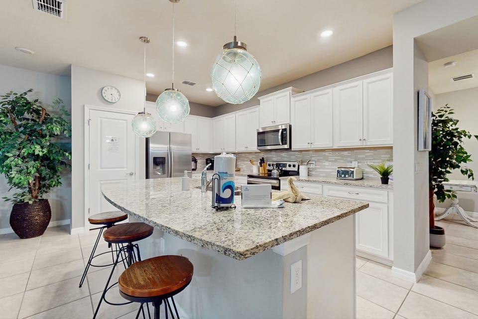 Kitchen Island with seating for 3