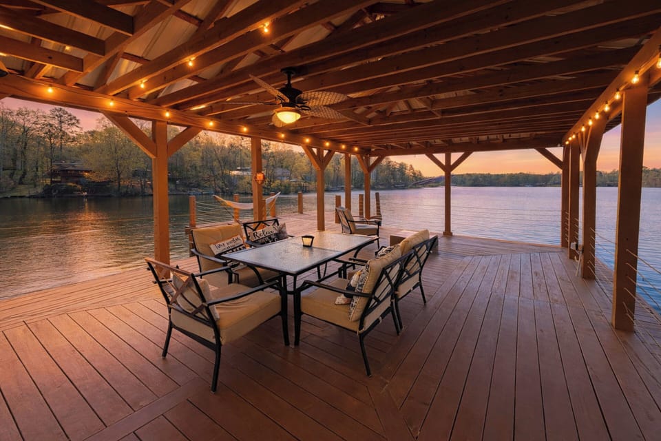 Upper Dock