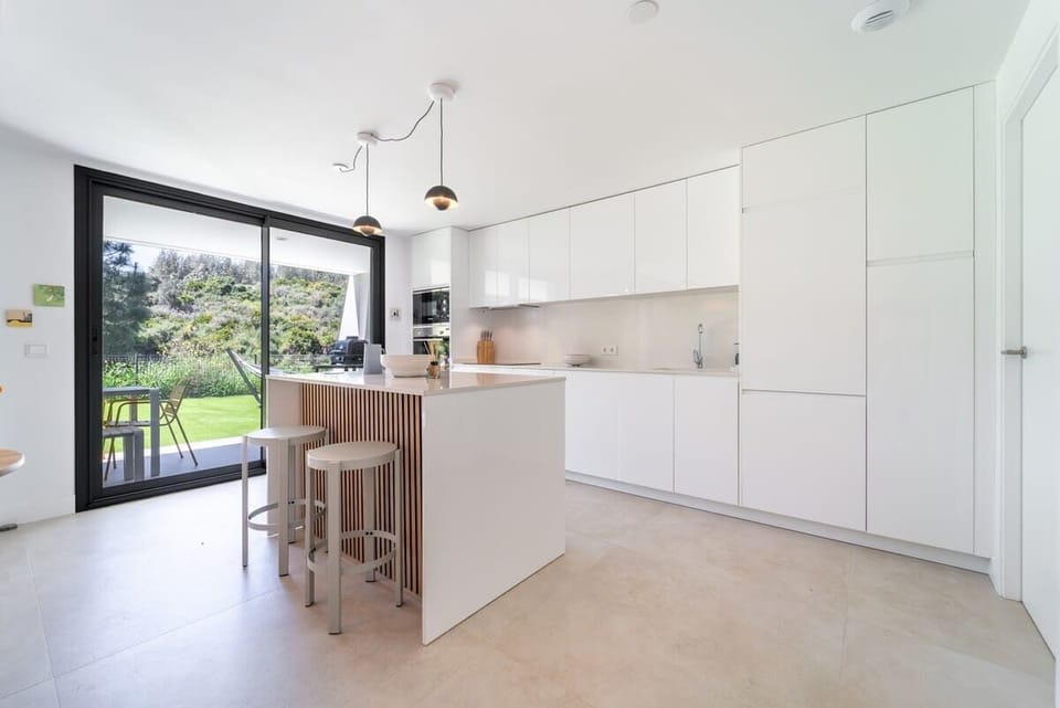 Fully equipped kitchen