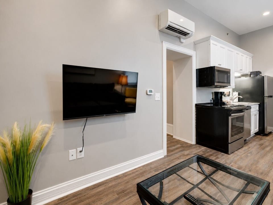 Shelby Unit A - Living Room TV