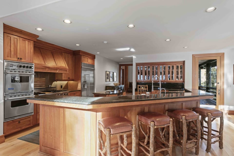 Indoors, Kitchen, Kitchen Island, Furniture, Dining Table