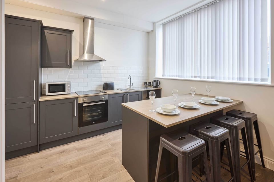 Showtime Studio, Blackpool - Host & Stay