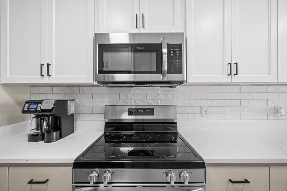 Full kitchen with all needed appliances