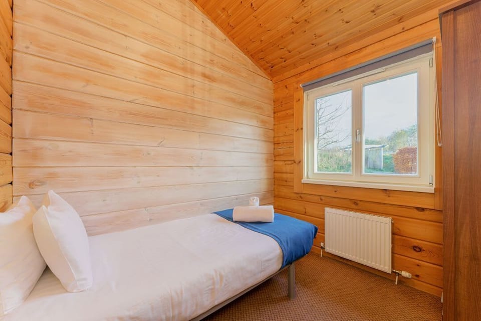 Yew Tree Spa (Pet)
