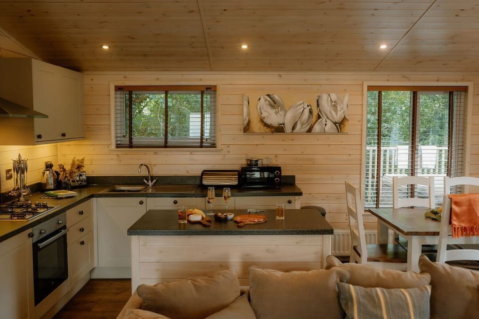 Spitfire Lodge