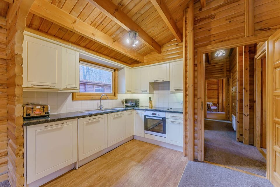 Cedar Lodge (Pet)