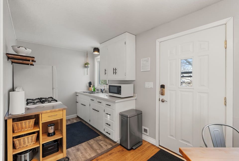 Your bright, fully-equipped kitchen has everything you need to create memorable meals, with modern appliances and charming storage solutions.