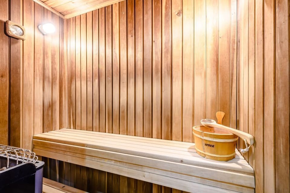 Muirloch Spa Plus