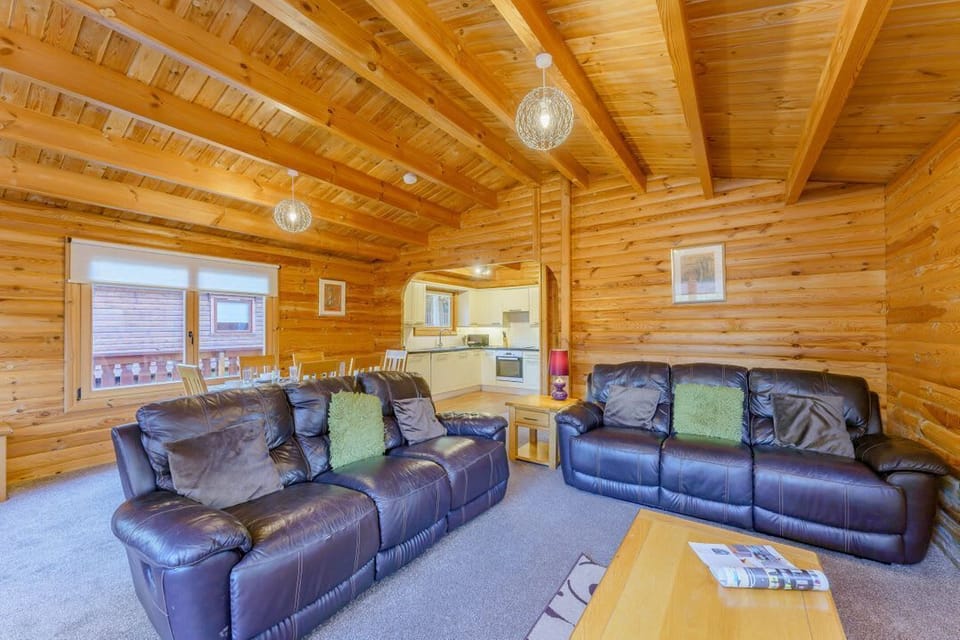 Cedar Lodge