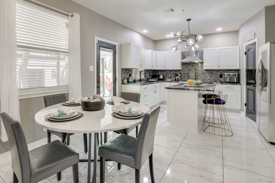 Dining Area & Kitchen | 1st Floor